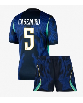 Billige Fotballdrakt Brasil Casemiro #5 Replika Bortedraktsett Barn VM 2026 Kortermet (med bukser)